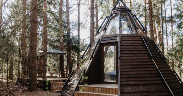 Stiklinis CallTipi namelis