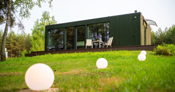 nameliai su augintiniais Varėnos rajone Kedro namelis