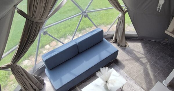 Oro stichijos kupolas