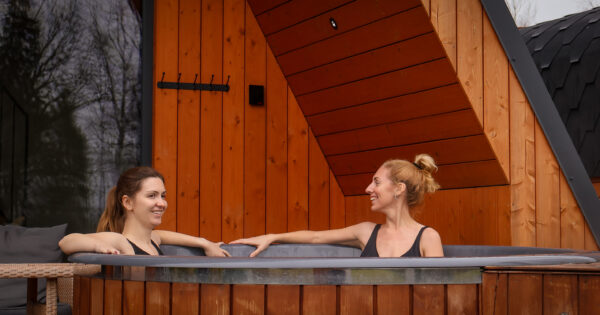 Namelis su kubilu Euforija sodyboje Poilsio vingis