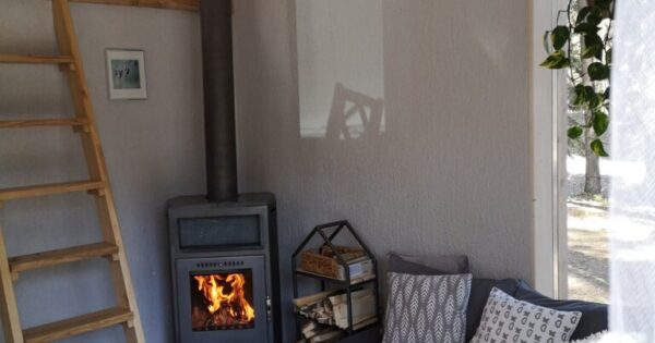 Romantiškas poilsis dviems Getaway to forest Cab Romantiškas poilsis dviems Getaway to forest Cab