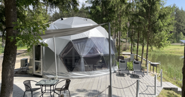 Kupolas Vilniaus rajone su pirtimi MOONGLAMPS Forest Kupolas Vilniaus rajone su pirtimi MOONGLAMPS Forest