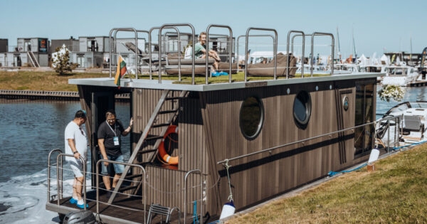 poilsis dviems Svencele Boats 