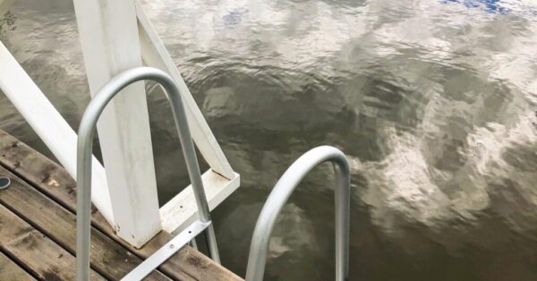 Sodyba Molėtų rajone Alantos žirgai Tvenkinio Vila su pirtimi Sodyba Molėtų rajone Alantos žirgai Tvenkinio Vila su pirtimi