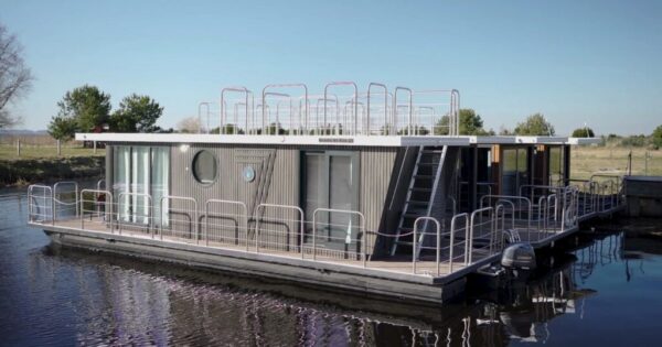 Svencele Boats poilsis dviems