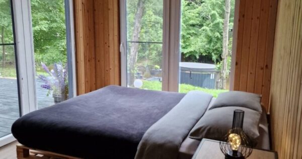 off-grid namelis dviems Iš civiliazijos į gamtą