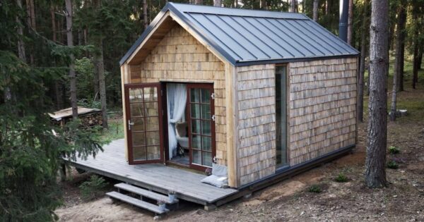 Getaway to forest cab namelis Molėtų rajone