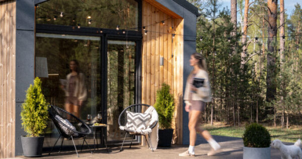 Namelis dviems Vienis Glamping