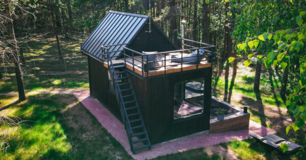 Sodyba Virš Ąžuolų namelis dviems Brendis