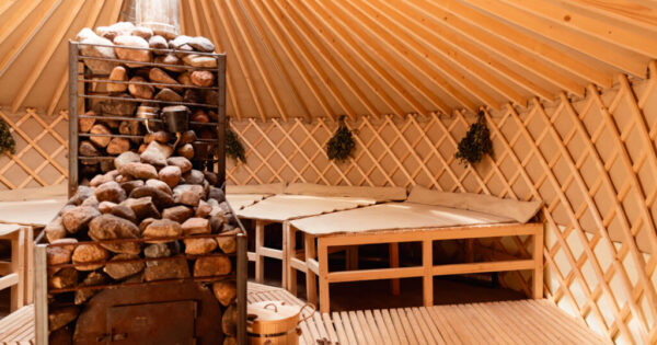 Kalniaus sodyba su pirtimi Kretingos rajone