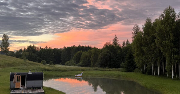 Sodyba draugų poilsiui su pirtimi Elektrėnų rajone