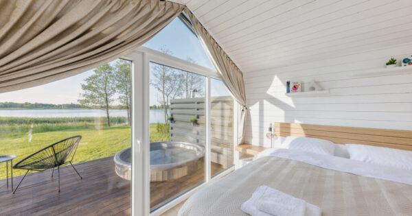 namelis dviems su kubilu netoli Kauno Comfort Villas namelis dviems su kubilu netoli Kauno Comfort Villas