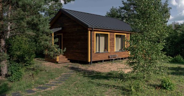 Get Lost Cabins geltonasis namelis Get Lost Cabins geltonasis namelis