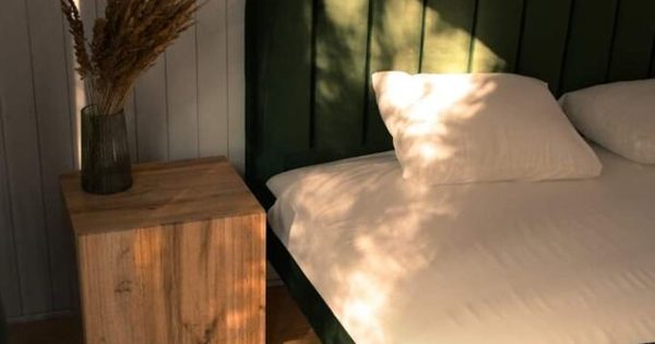 Namelis dviems su kubilu Miško terapija Namelis dviems su kubilu Miško terapija